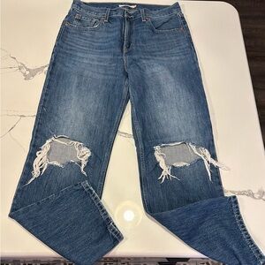 Levi’s Low Pro Straight Distressed Blue Jeans Size 29